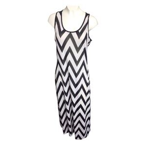 Just Love Black and White Chevron Maxi Dress